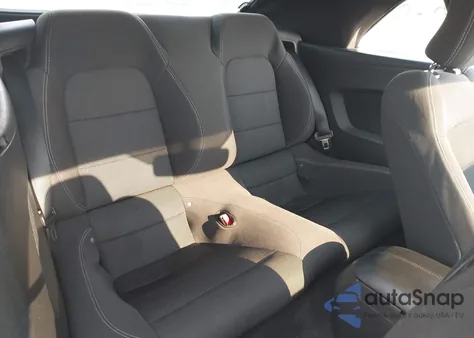 2016 Ford Mustang V6 из США, поврежденный, VIN 1FATP8EM8G5304411